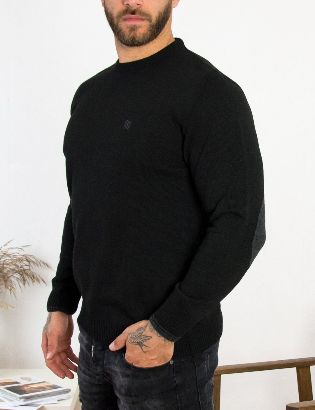 Darious ανδρικό μαύρο πλεκτό πουλόβερ με διχρωμία 18555L φωτογραφία